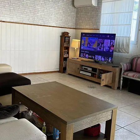 펜션 Maison Moderne Avec Cour Privee Et Parking Securise - Fr-1-696-83 *