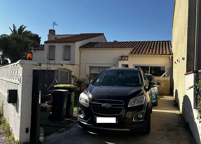 Maison Moderne Avec Cour Privee Et Parking Securise - Fr-1-696-83 בית נופש קאנט אן רוסיון