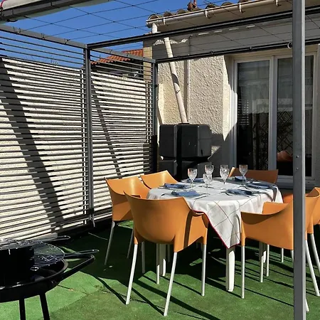 Maison Moderne Avec Cour Privee Et Parking Securise - Fr-1-696-83 *